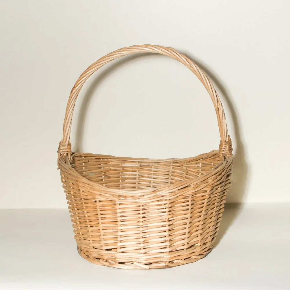 Cottagecore Picnic Basket w/Handle